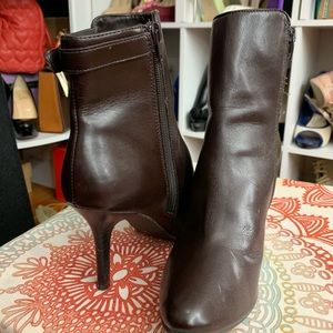 Ankle boots brown so 6.5
